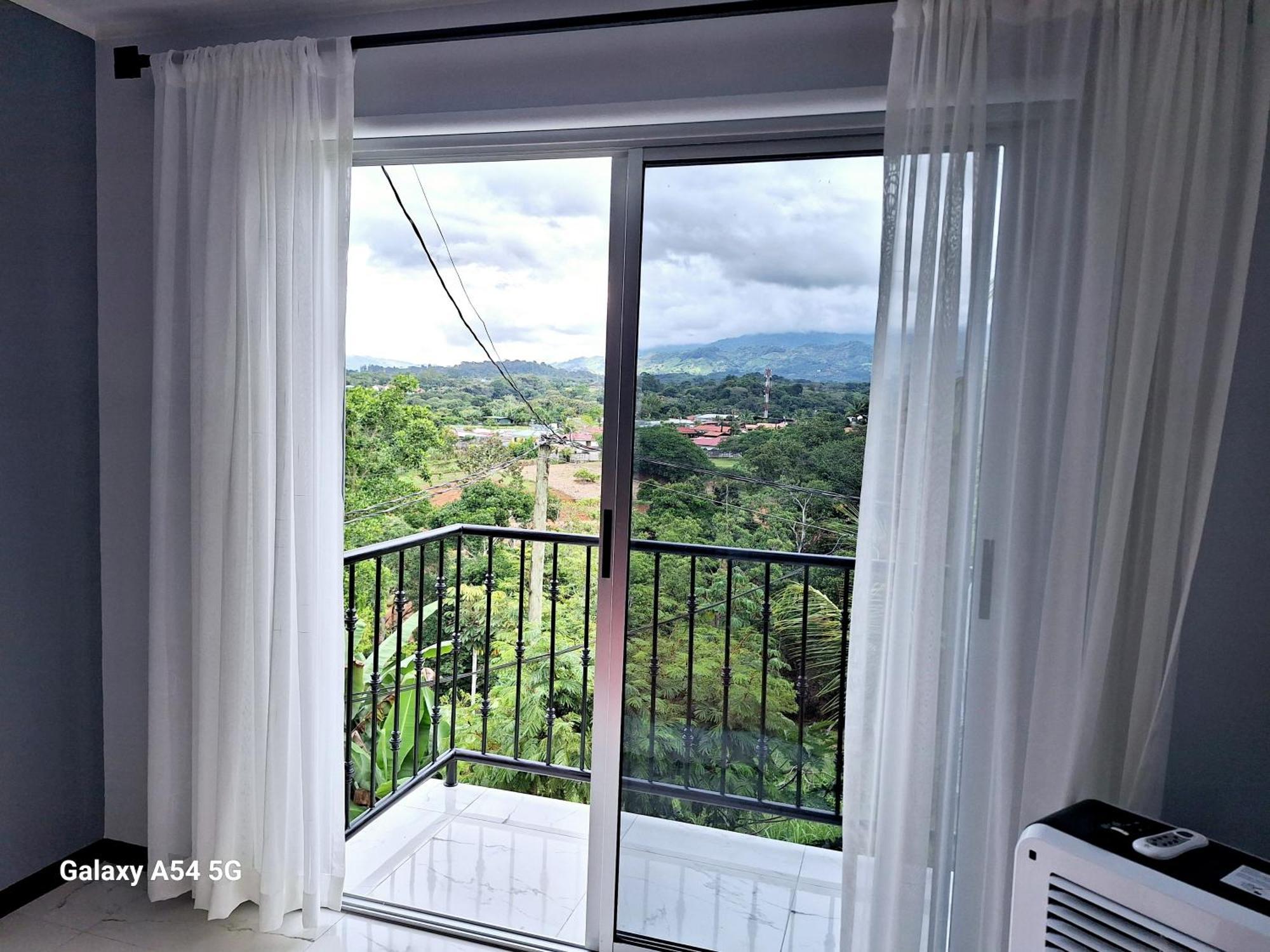 بيت شباب Vistas Del Sol-Casa Victoria San Isidro De El General المظهر الخارجي الصورة
